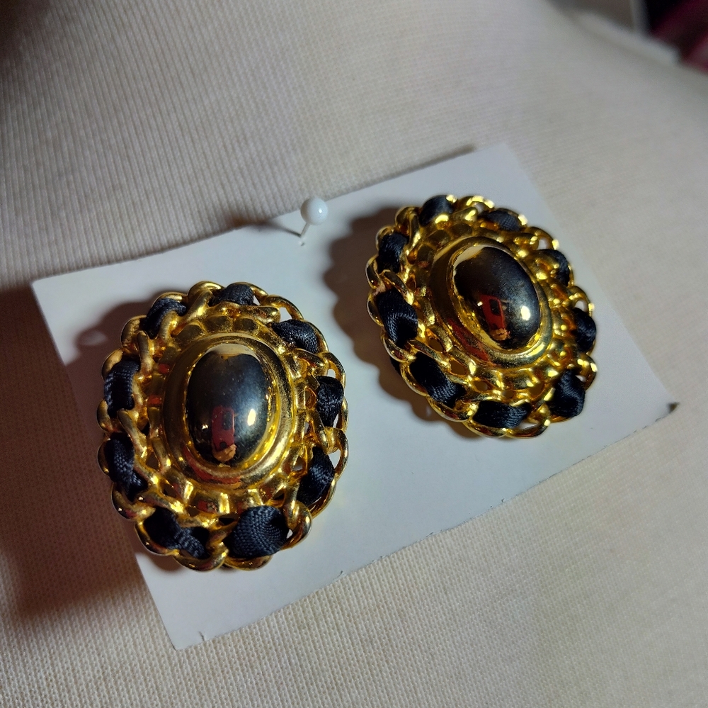 Vintage Shiny Gold and Black Braided Earrings